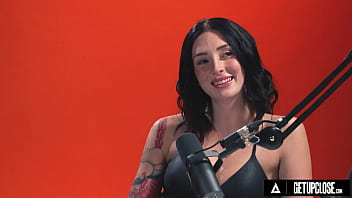 Gorgeous dark haired babe masturbates