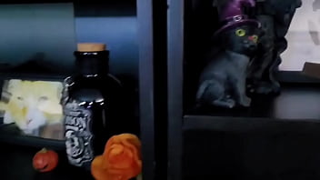 Got most of my spooky decor and stuff set up ️