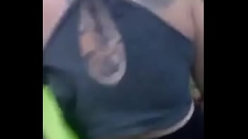 Una rica chupada en el bosque