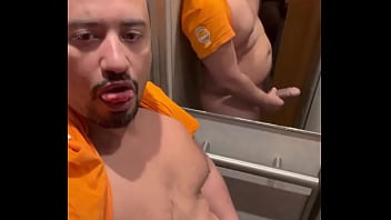 E aí encara ou vai correr como as francesas fazem alors tu encaisses ou tu vas t’enfuir comme le font les f