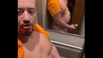 E aí encara ou vai correr como as francesas fazem alors tu encaisses ou tu vas t’enfuir comme le font les f