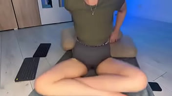 Masturbate with amazing amateur