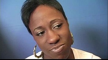 Black Chick Learn Gloryhole Blowjob 28 thumbnail