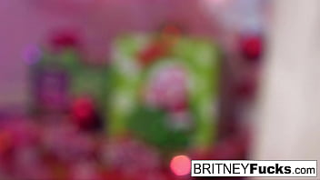 Blonde babe has some fun