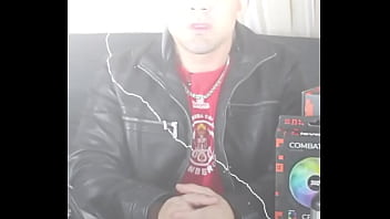 Putinha geme no meio da floresta levando rola sem parar em largados e gozados