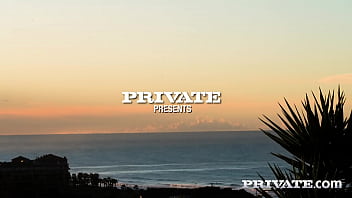 Angie lynx enjoys anal after the show