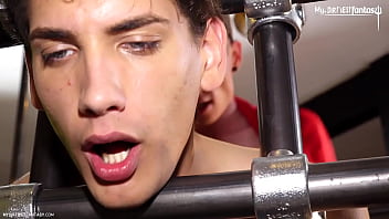 Young Big Dick Boy Fucks Raw His Friends Hole With His Massive Piece Of Meat thumbnail