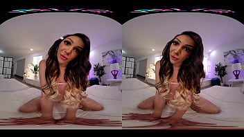 Gorgeous latina rides her sex toy in virtual reality