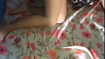 Gozando pelo cuzinho apertado na rola grossa do negão