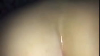 Gozando pelo cuzinho apertado na rola grossa do negão