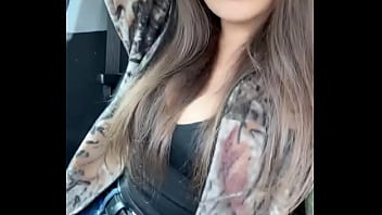 Happy saturday this kitty is gettin out