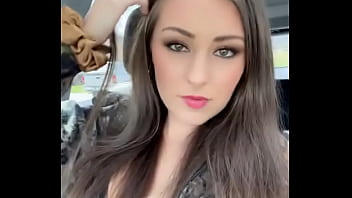 Happy saturday this kitty is gettin out