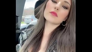 Happy saturday this kitty is gettin out