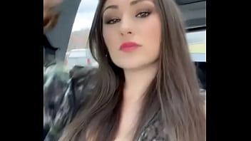 Happy saturday this kitty is gettin out