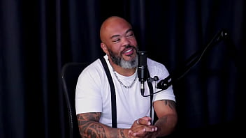 Safada faz uma dança sensual após falar que não faz sexo anal gosta das preliminares adora chupar transou em trilha e seus fetiches sweet karolzinha watch sheer red