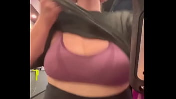 Sports bra vs elliptical