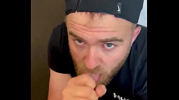 I love feeling a guys dick get harder and harder until they literally can’t take it anymore you can tell this guy was s