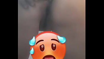 Catalina en la ducha