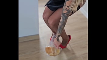 Tu va adorer me regarder cuisiner ta bite