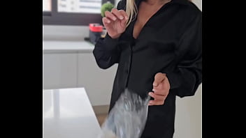 Tu va adorer me regarder cuisiner ta bite