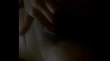 Novinha safada na siririca