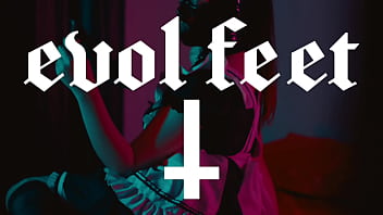 Be a good one and show my toes some love