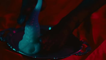 Be a good one and show my toes some love