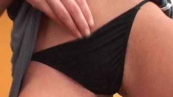 Sexy girl cumming on cam very very good 15