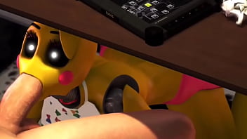 Toy chica blow job