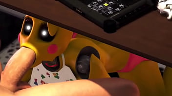 Toy chica blow job