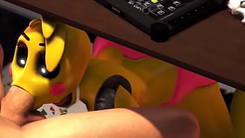 Toy chica blow job