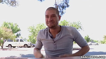 Fucking gianna nicole at the public park