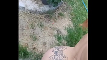 Coucou les loulous désolée pour la vidéo hot de la semaine je vous la ferai