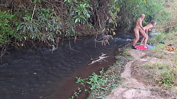 Strangers are caught having sex at the waterfall Strangers are caught having sex at the waterfall