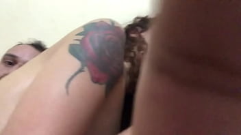 Quem divide multiplica meu amigo me empresta a namorada pra eu meter a pika