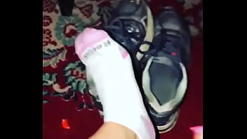 Queens shoe and sock removal