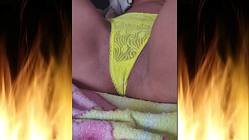 Jade teasing with yellow panties