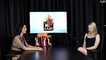 Veja A Entrevista Safada E Cheia De Putaria Com A Vivan Lola E Nossa Saudosa Vitória Beatriz No Porn Cast Brazil Parte 1 Watch Sheer Red thumbnail