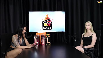 Veja a entrevista safada e cheia de putaria com a vivan lola e nossa saudosa vitória beatriz no porn cast brazil parte 1 watch sheer red