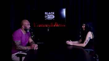 Respondeu em quem ela mama senta ou passa não sente muita dor quer ter reconhecimento e a família que a julgava indiazinha watch sheer red