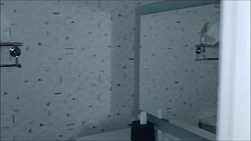 Housekeeper was turned on when she seen my dick by mistake