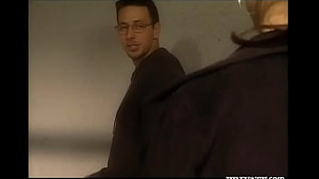 Maria bellucci gets her snatch licked before she gets a facial cumshot