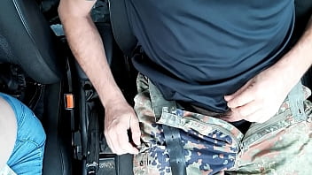 Hure bläst meinen schwanz