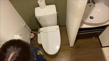 後輩の女子マネージャーとのお家デートに我慢出来なくなり手を出してしまう先輩