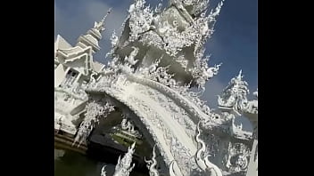 Have you ever seen a temple like this before the white temple in chiang rai is absolutely taking make