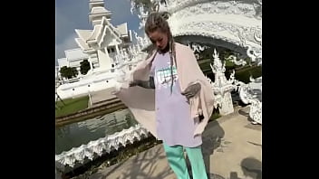 Have you ever seen a temple like this before the white temple in chiang rai is absolutely taking make