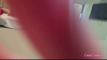 Casal chega pegando fogo da balada e fode gostoso com gozada hd