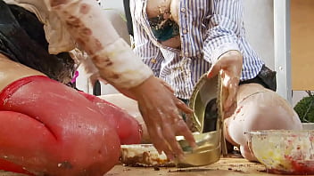 Mai bailey and eva may play with food