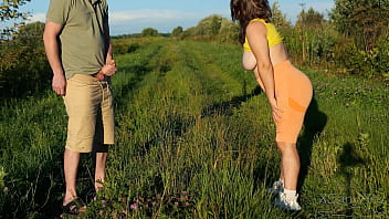 Outdoors risky sex with a random nymphomaniac stranger