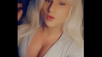 Big Boob Tranny thumbnail
